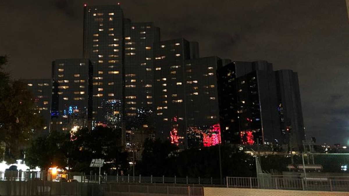 Mayor Johnson proclaims ‘Lights Out Nights’ in Dallas to help migratory