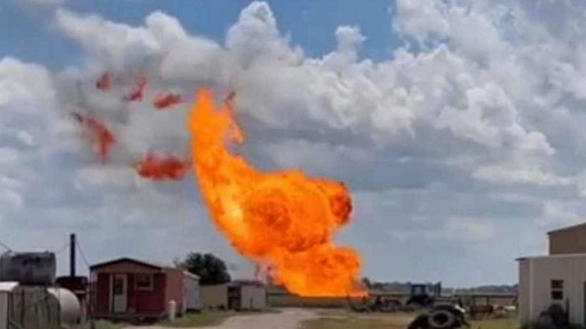 Energy Transfer natural gas pipeline exploded southwest of Houston