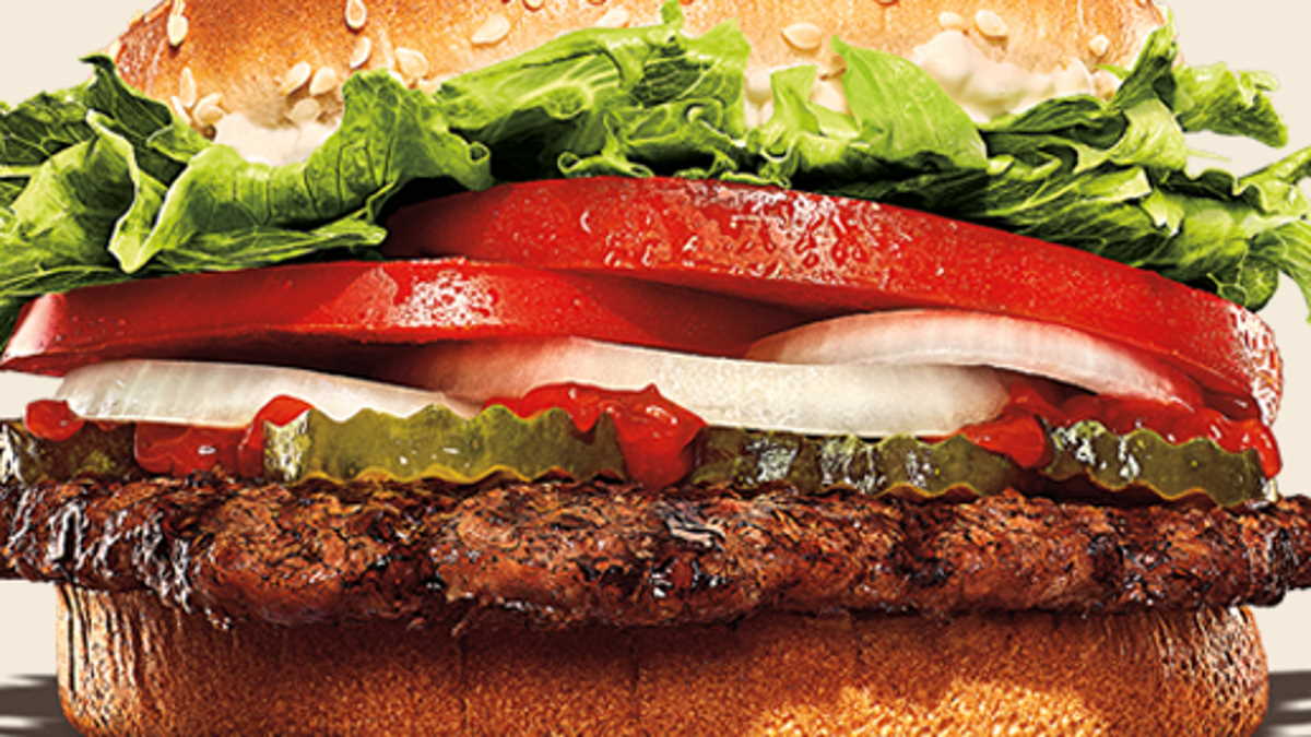 Burger King must face lawsuit for allegedly making its burger appear