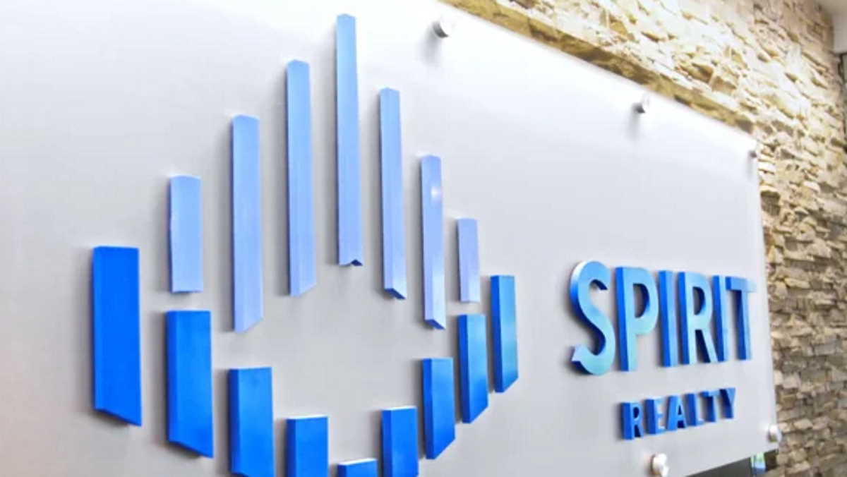 Realty to acquire Spirit Realty Capital for 5.3 billion