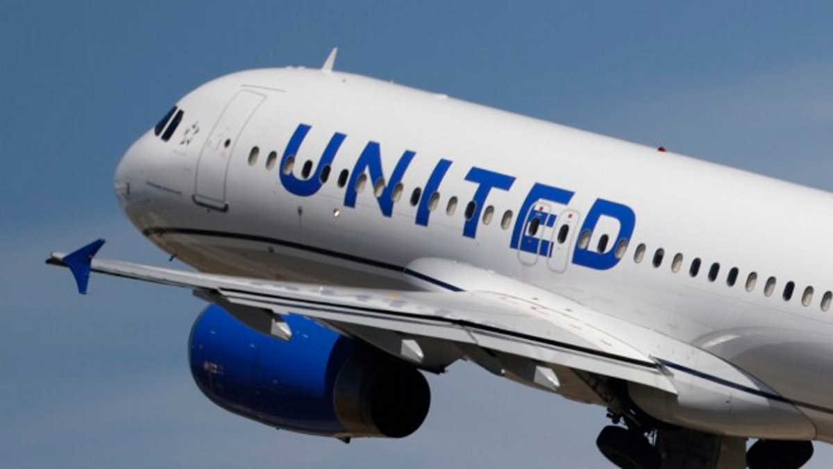 United Airlines Q3 profit 1.14 billion Earnings POST Online Media