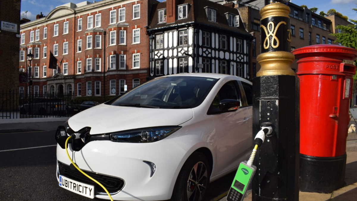 City Hall and TfL release land for 100 new ultrarapid public charging