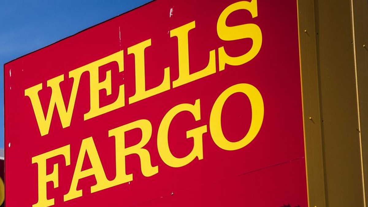 Wells Fargo faces SEC probe into investment cash sweep options