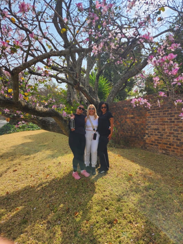 Valentina, Nicole and Alessandra — the founders of PRANACOLORE