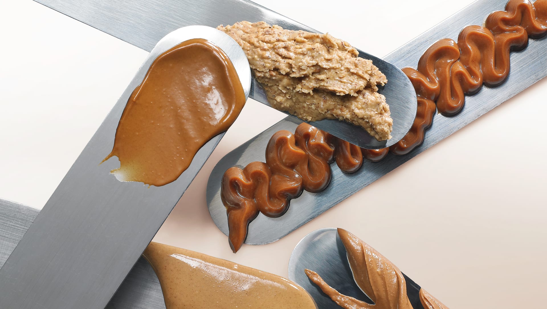 Valrhona Pralinés & Nuts