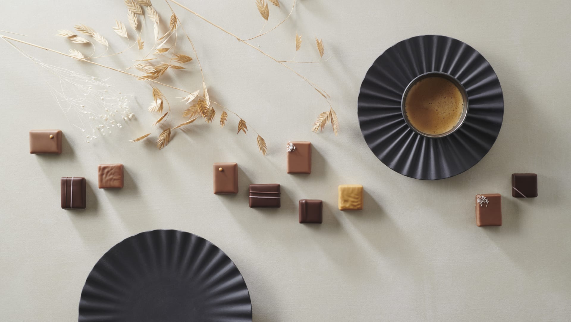 Valrhona.com-Bonbons-Range-Banner