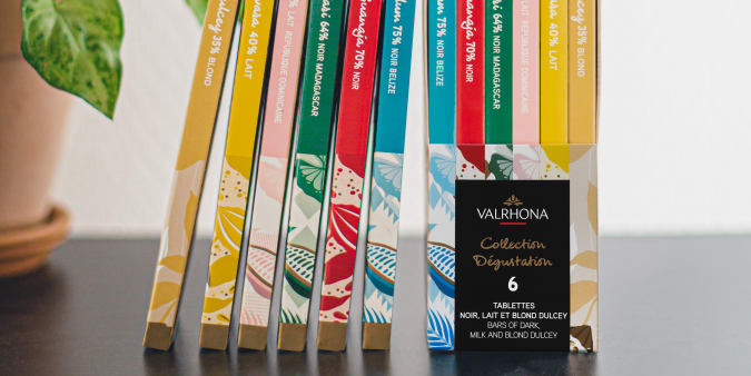 A box of 6 Grand Crus bars in Dark, Milk, and BLOND DULCEY chocolate