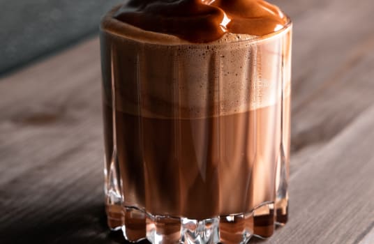 valrhona.asia/ground-chocolate-Hot-chocolate-hazelnut-praliné
