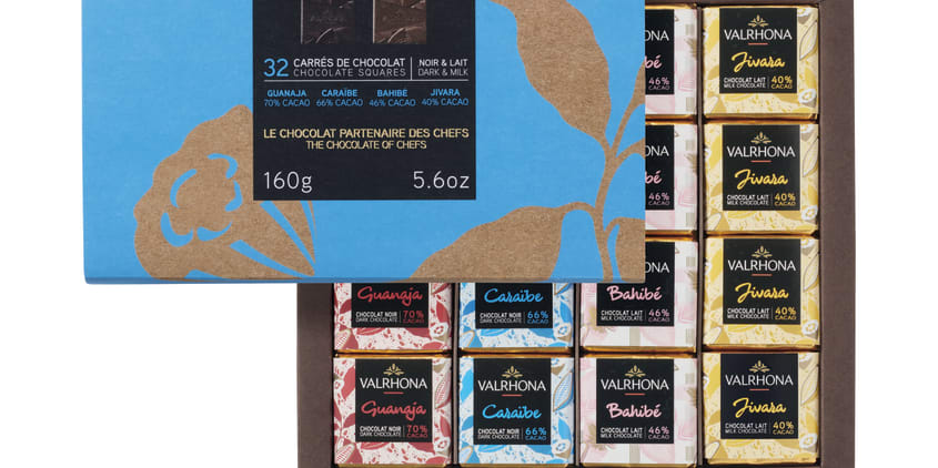 gift box dark and milk 32 squares