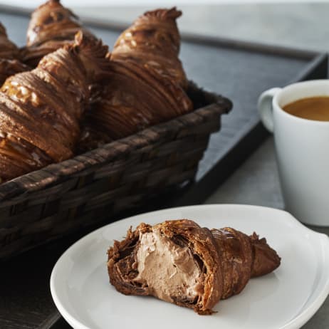 valrhona.asia/recipe/filled-croissant