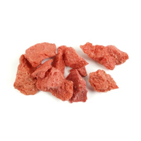 Bite-size “crispy” versions of our freeze-dried fruit add crunchy textures to dry preparations.