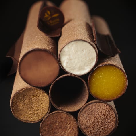 École Valrhona signature yule log