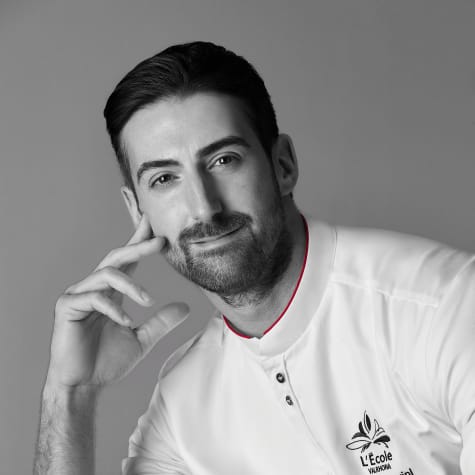 L’École Valrhona Brooklyn is thrilled to welcome Chef Mario Bacherini