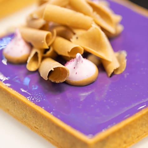 ALMOND INSPIRATION TART WITH FROMAGE BLANC, VIOLET