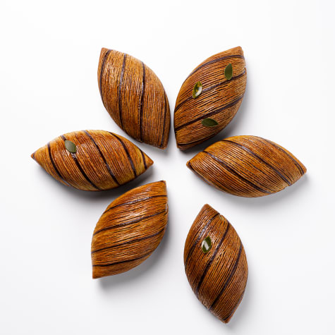 https://dam.valrhona.com/media/?mediaId=D3EC363A-C726-471D-A5460A379776FFEB