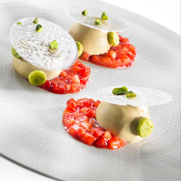 STRAWBERRY PISTACHIO PLATED DESSERT