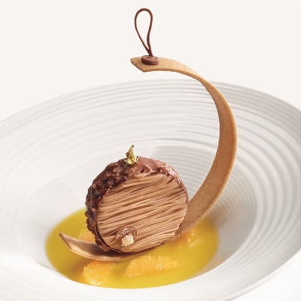 valrhona.com-trend-books-moon