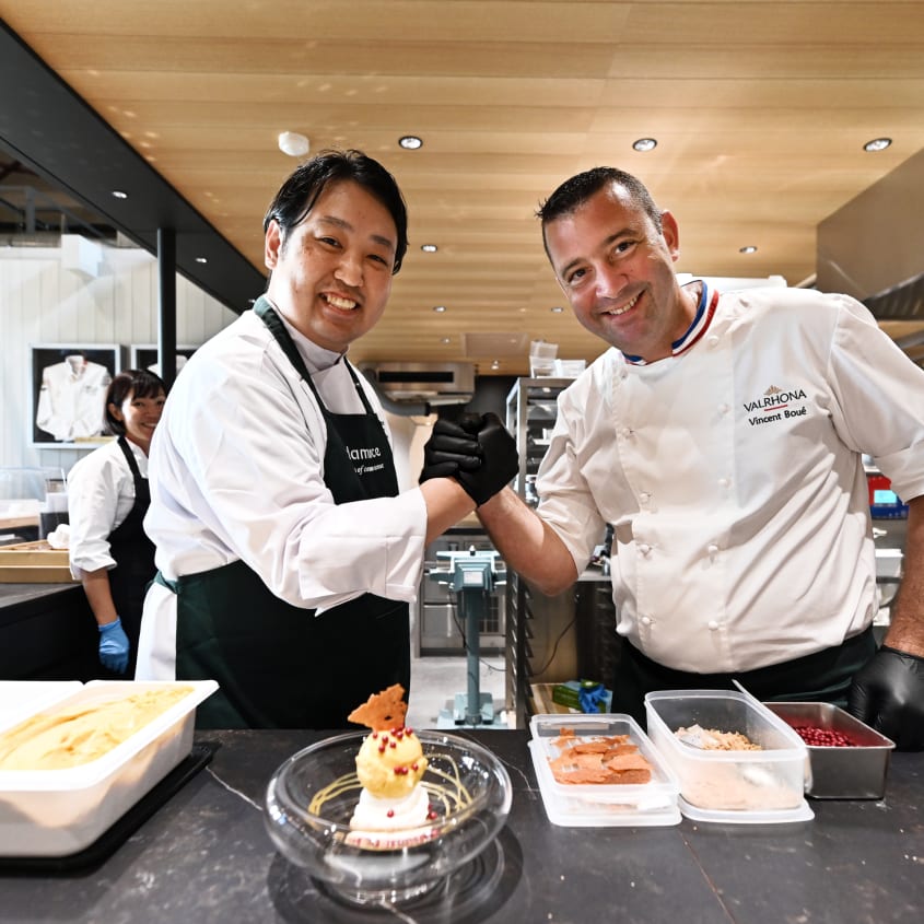 VALRHONA社のチョコレートナイフ VALRHONA/ヴァローナ | 【業務用】製パン・製菓の原材料の