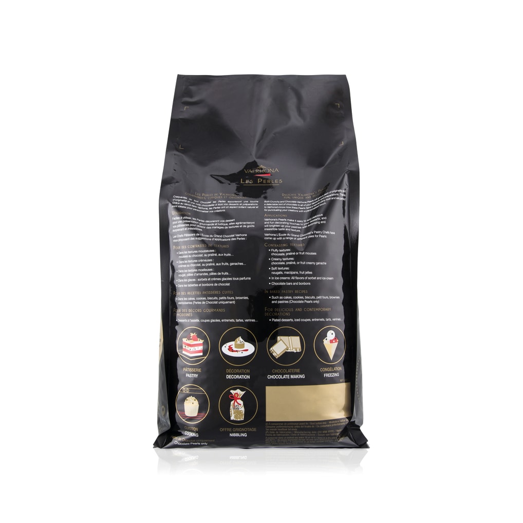 Valrhona Dulcey 35% Blond Chocolate Crunchy Pearls 6.6 lb. - 3/Case