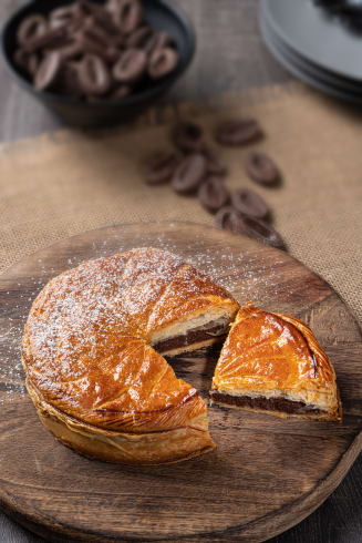 valrhona.asia/recipes/galette-king-pie-chocolate-vanilla