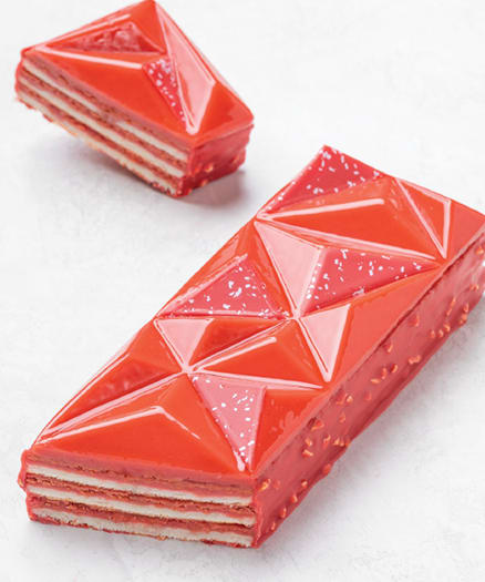 ORIGAMI TRAVEL CAKE | Valrhona