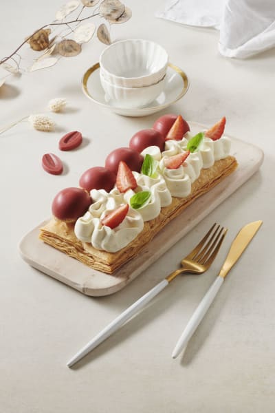 Vanilla & Stawberry Saint Honoré Tart | Valrhona Chocolate