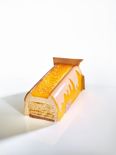 Almendarina Yule Log | Valrhona Chocolate