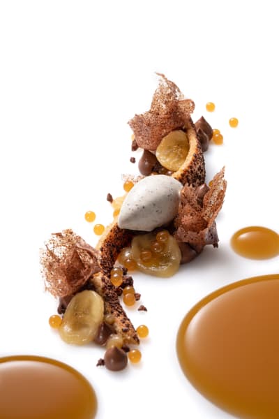 Banana Whiskey Cocoa and Oabika Dessert | Valrhona Chocolate