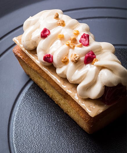 DAINTY CAKES | Valrhona