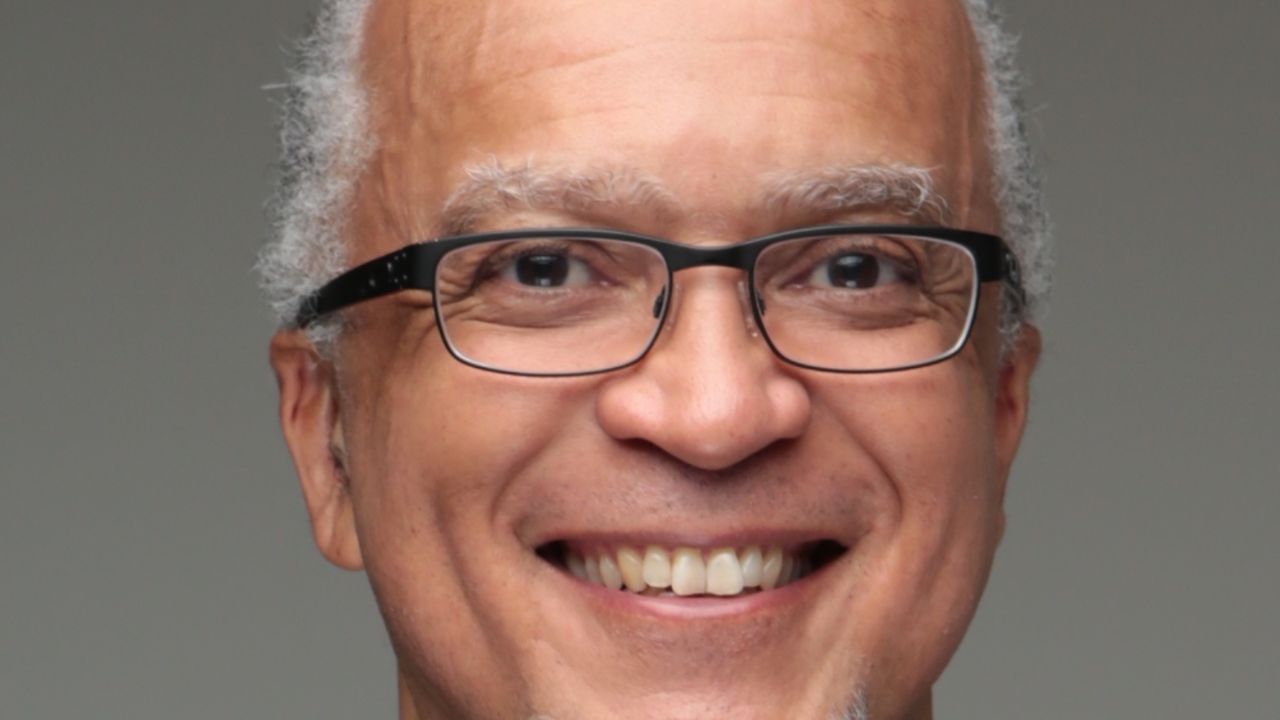 Designing microservices: responsibilities, APIs and collaborations