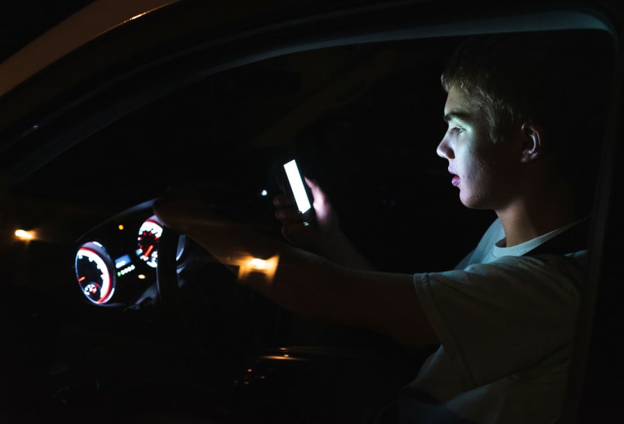 Distracted Driving Statistics - Crash Data for Texting & Cellphone Usage