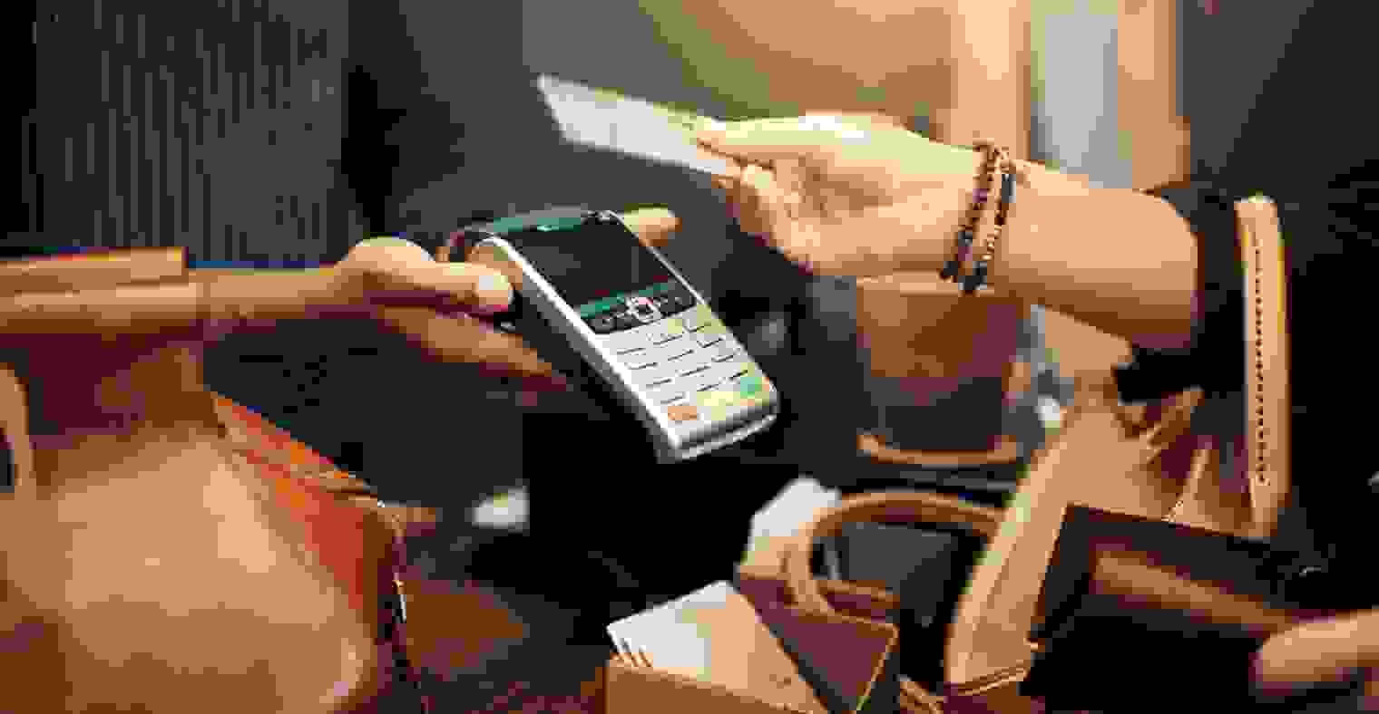 Statistics on how people use credit cards.