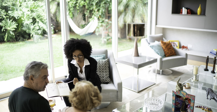 What Does Homeowners Insurance Cover?