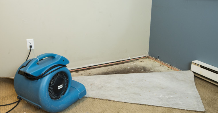 Drying out an unexpected leak at home