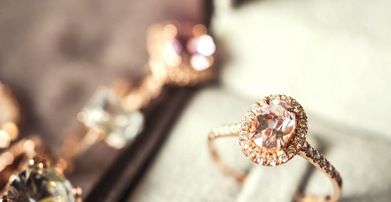 Diamond rings.