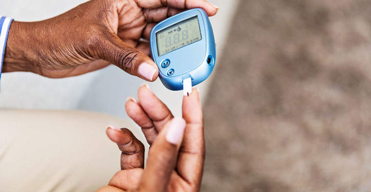Measuring blood sugar