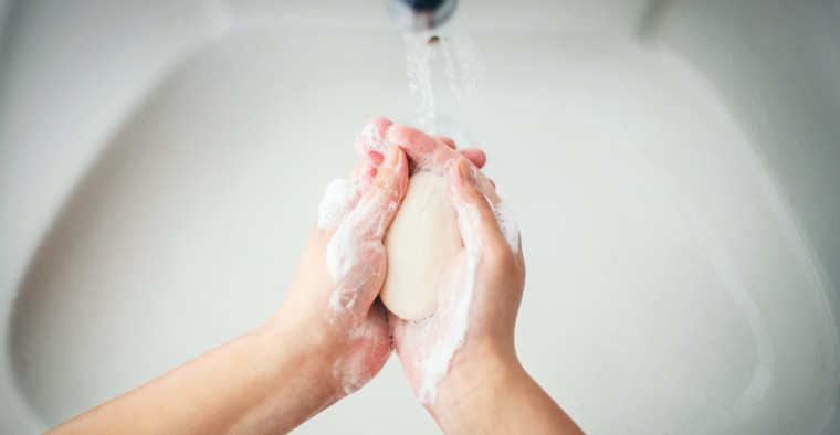 Many Americans don't wash their hands every time they use the bathroom