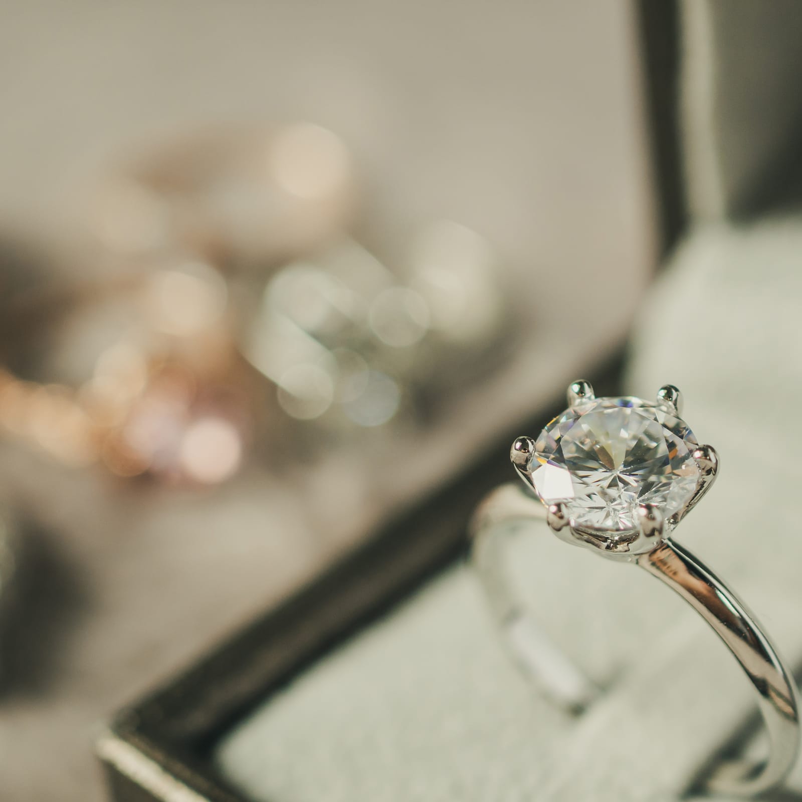 Real diamond ring with price sale