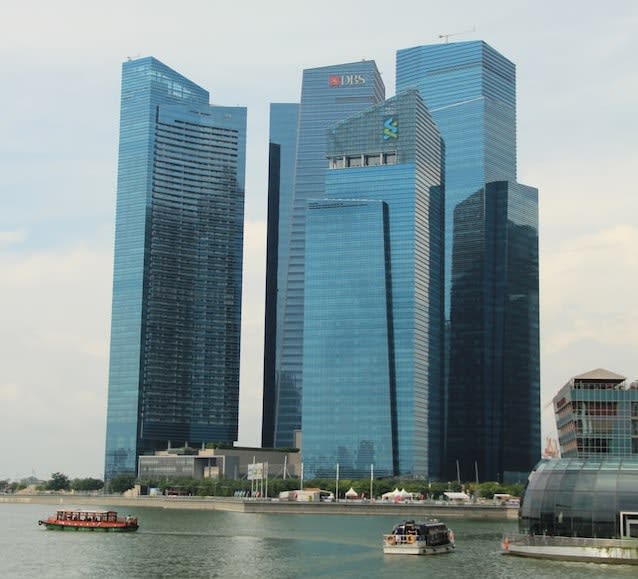 Singapore bank skyscraper