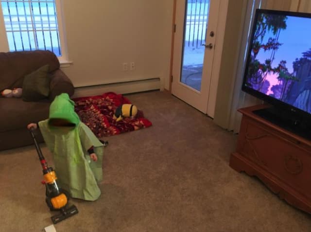 A parent shared a positive review that included her vacuum-obsessed son. (Photo: Amazon)