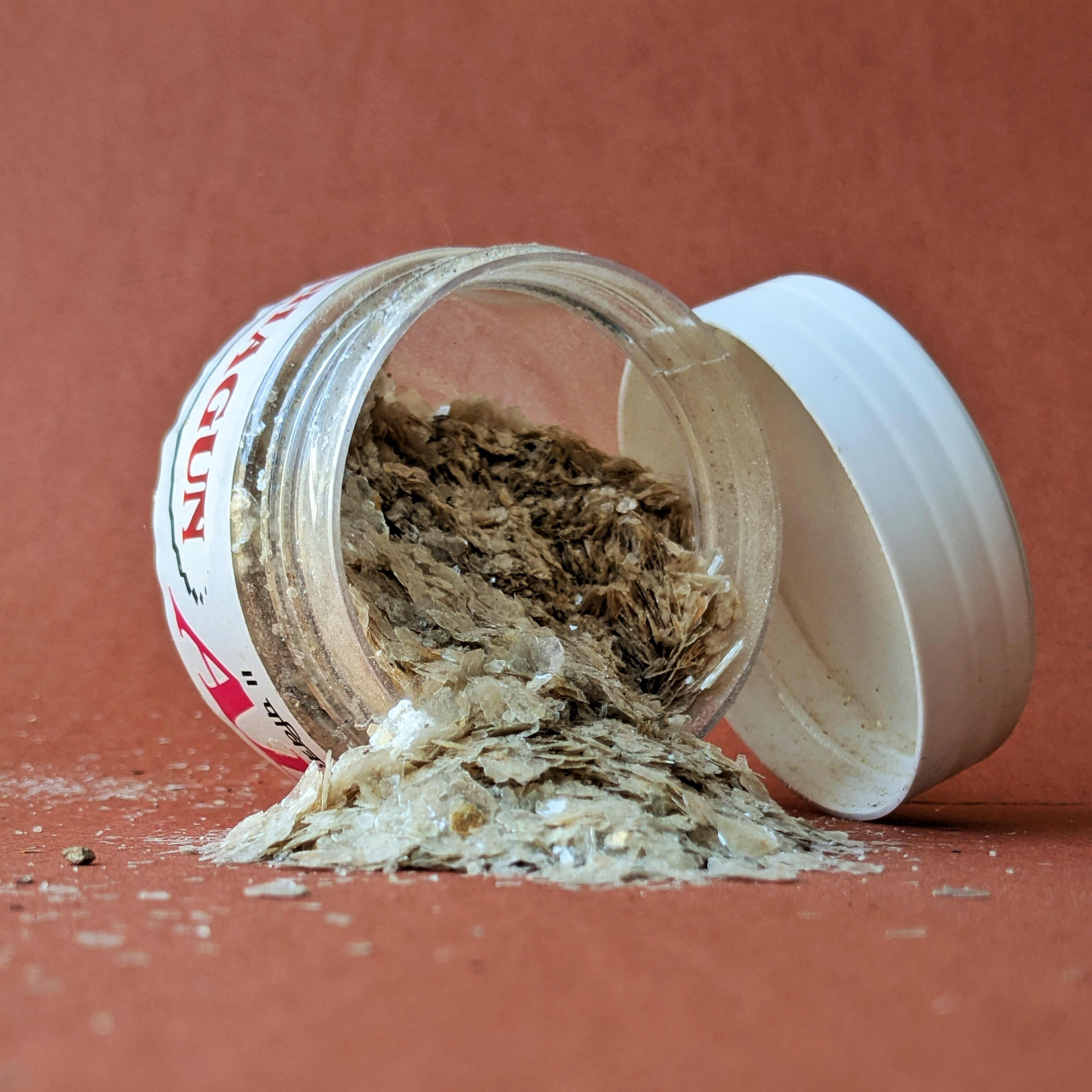 Abhrak (Mica)