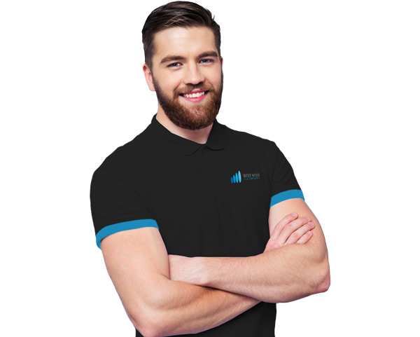 Smiling Man Arms Folded Mobile Car Windscreen Replacement Sydney & Canberra