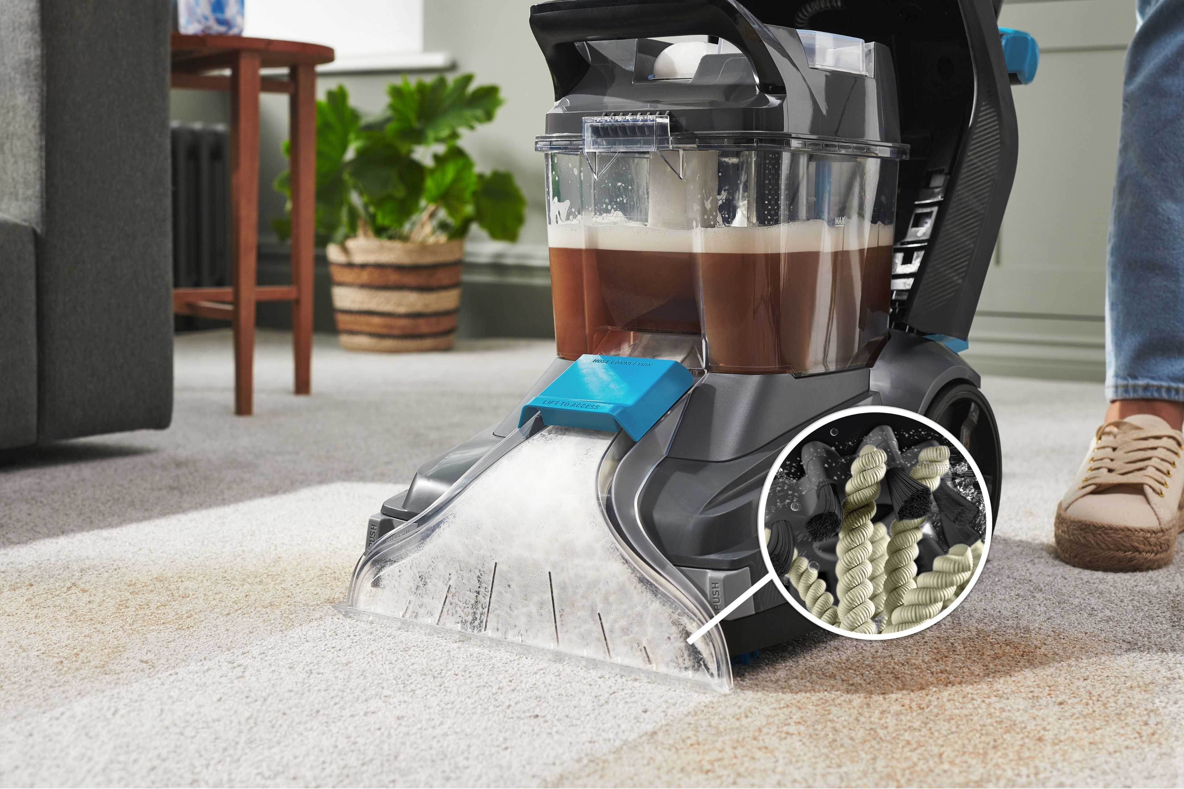 SpinScrub™ Technology tackles tough stains,
delivering a deep clean