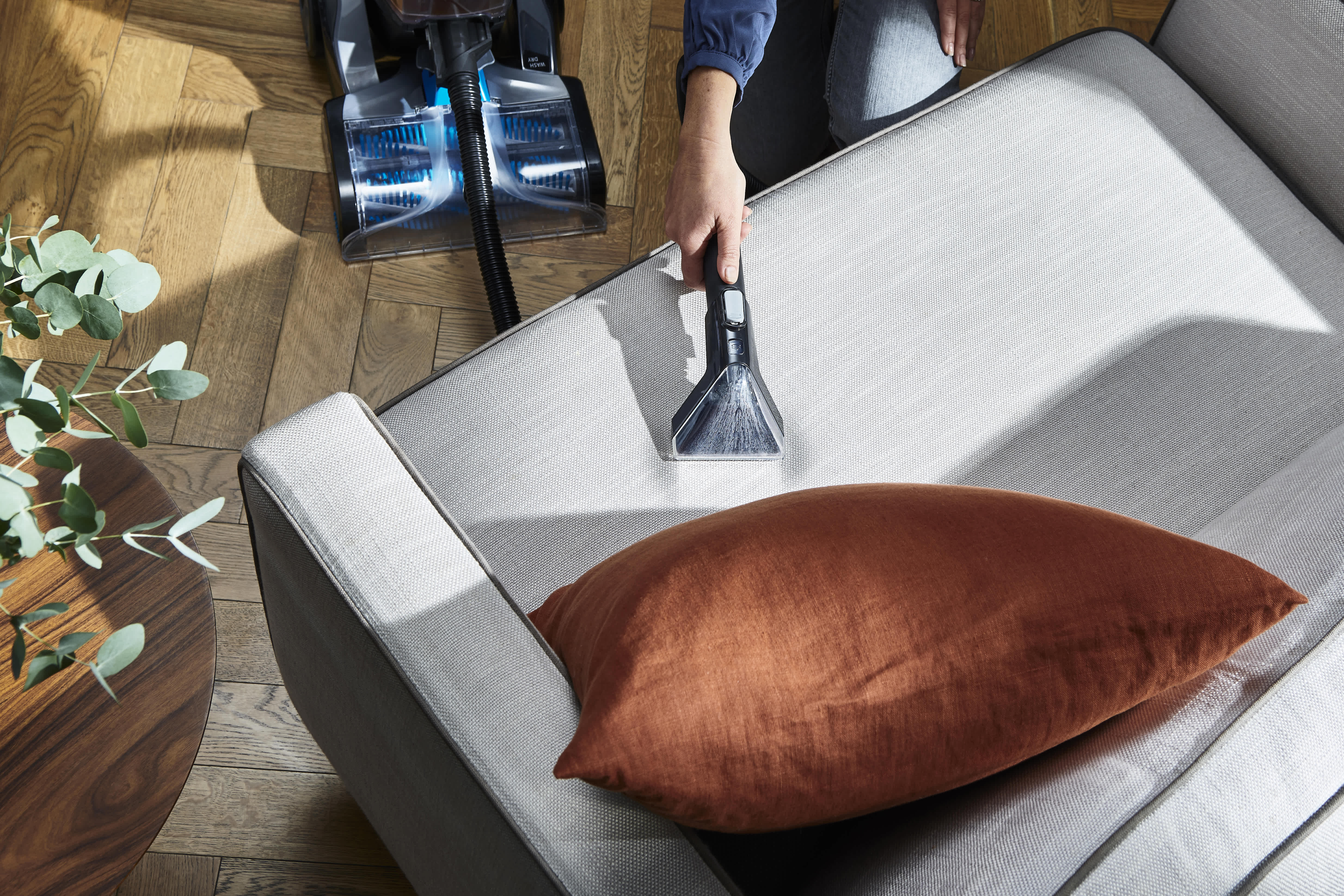 Above Floor Cleaning for a Complete Home Clean