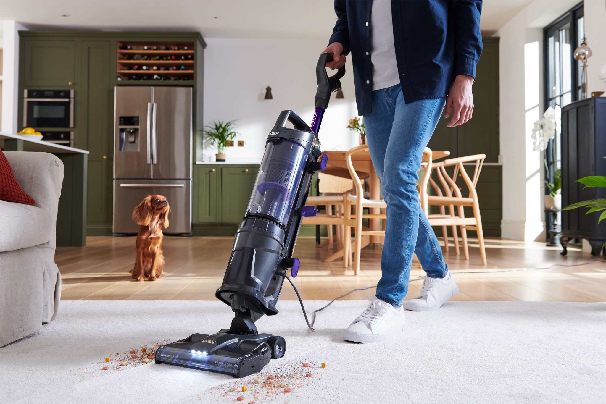 AA - HomePro Web Updates/AAA - New PDP Gallery Content/Cordless Vacuum Cleaners/Air Lift 2 Pet Plus/VAX_Air_Lift_2_Pet_PLUS_-_In_Use_Hero_3Qtr