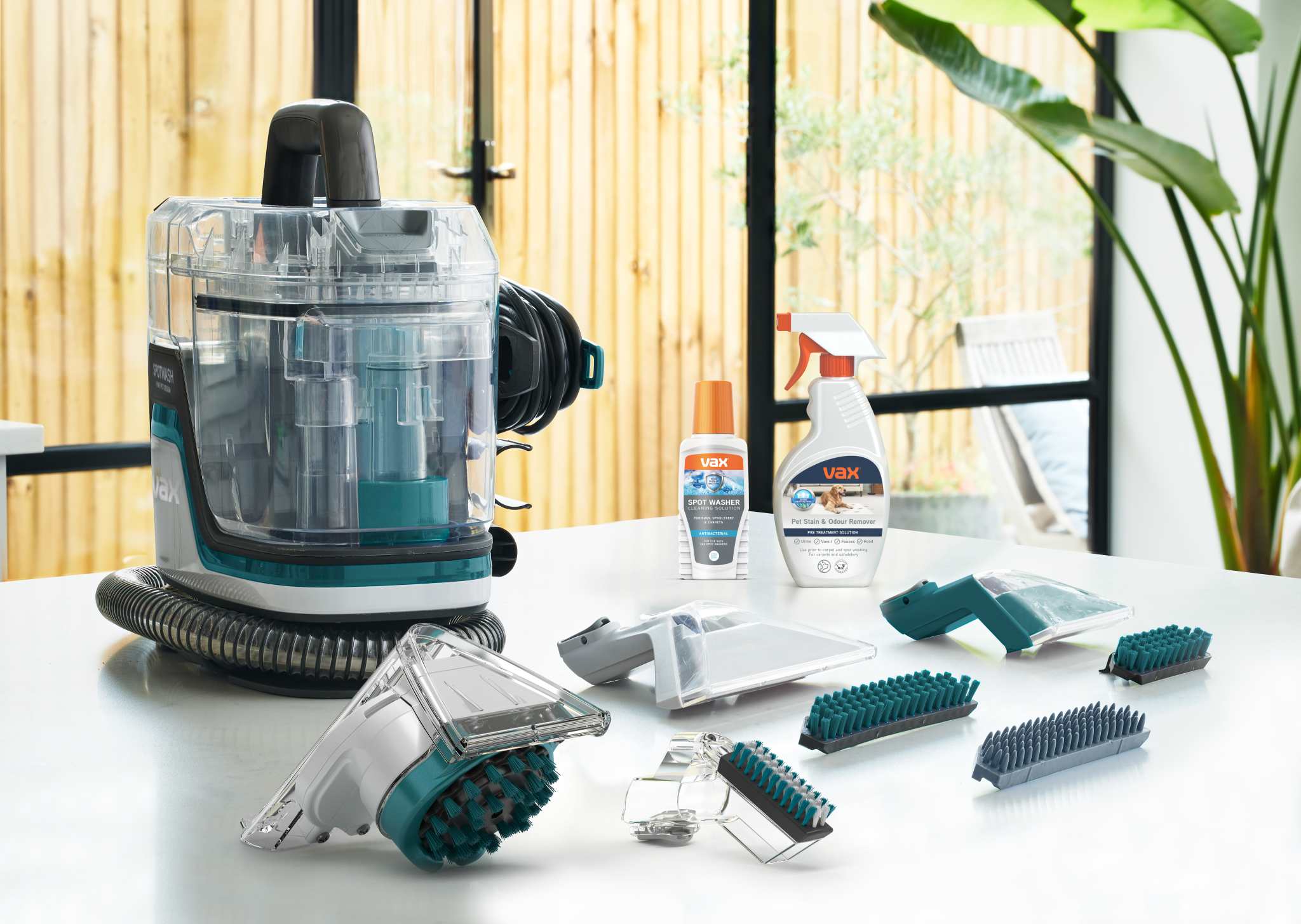 AA - HomePro Web Updates/AAA - New PDP Gallery Content/SpotWash/SpotWash Home Pet-Design/VAX_SpotWash_Home_Pet-Design_-_Kitchen_Worktop_all_tools