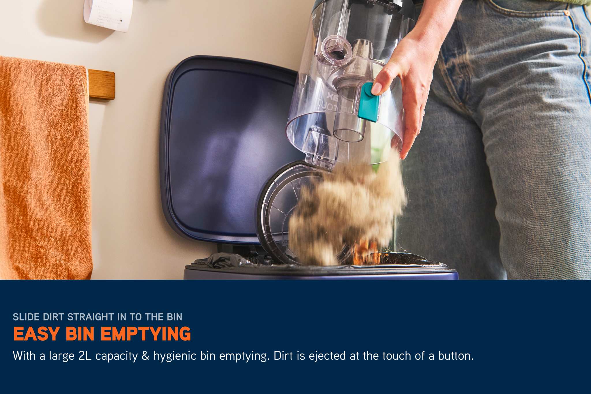 AAAA - Lift Out Imagery/SKU 4 - LiftOut Pet-Design/Image_7_LiftOut_Reach_Pet-Design_-_3840x2560_72DPI_Web
