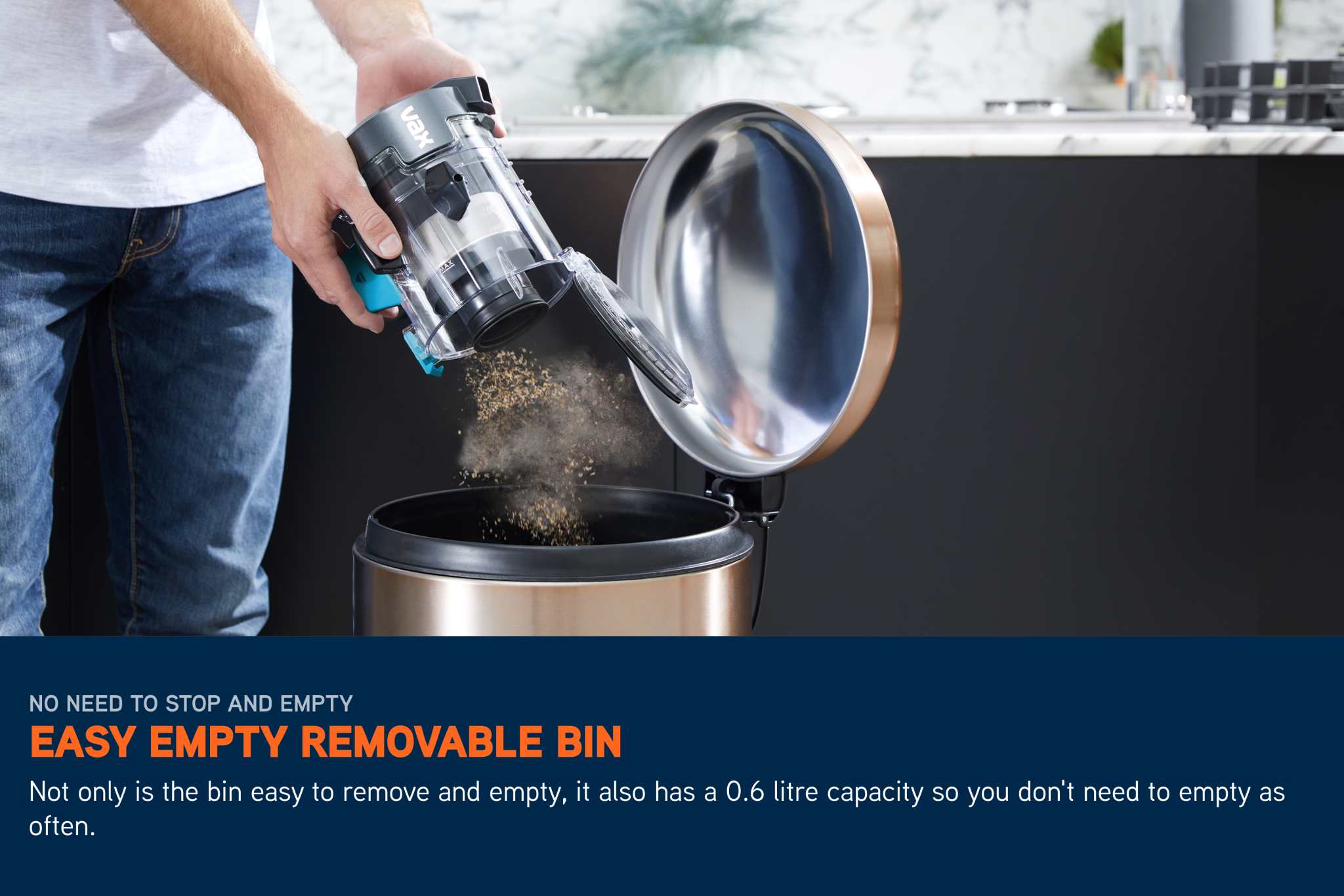 VGID GALLERY/Vacuum Cleaners/Blade Range/SKU3 - Blade 4 Pet/Image_08_Blade_4_Pet_-_3840x2560_72DPI_Web