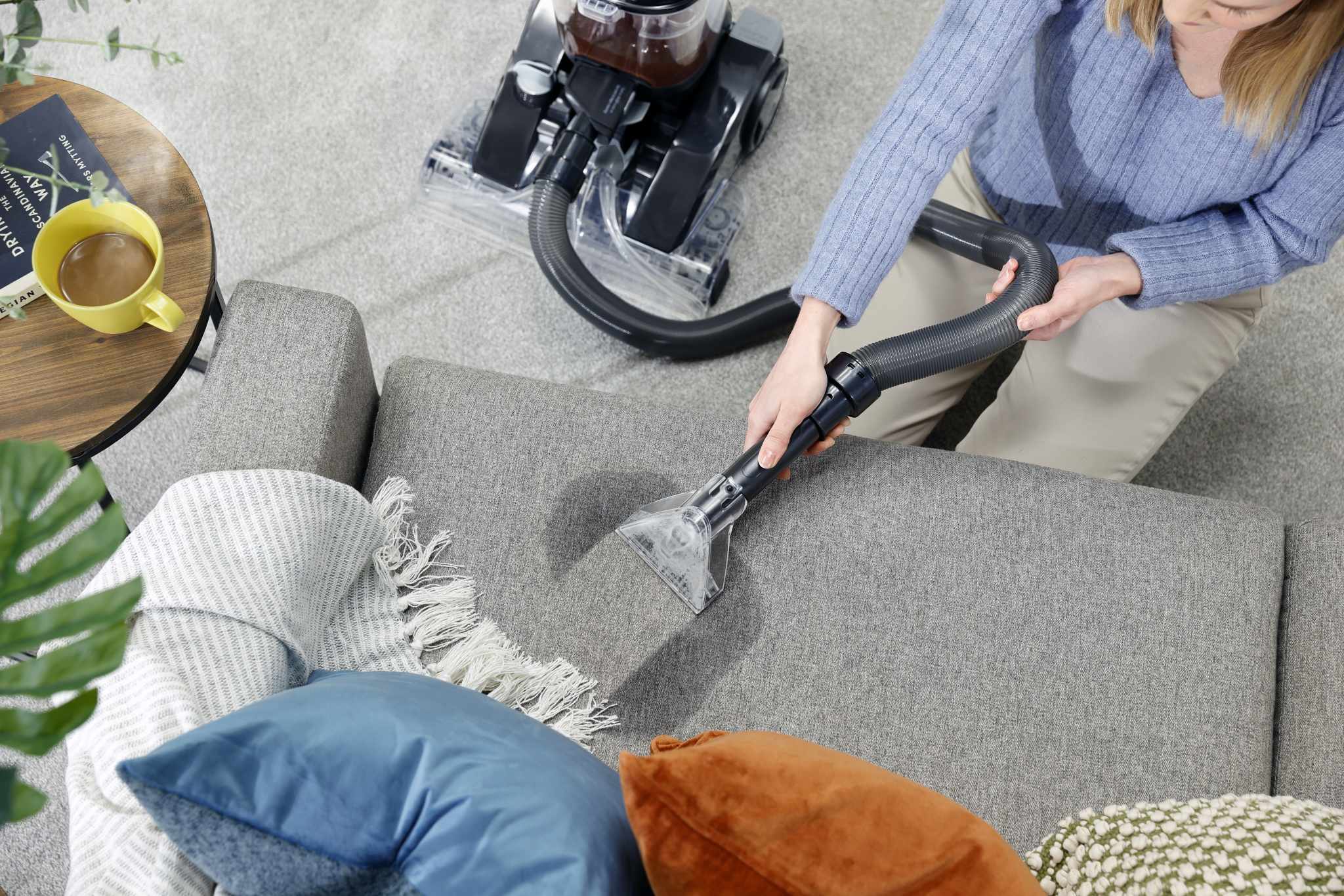 AAAA - HomePro New Product Gallery/Platinum Power Max/VAX_Platinum_Power_Max_-_Upholstery_Cleaning_With_Wash_Tool