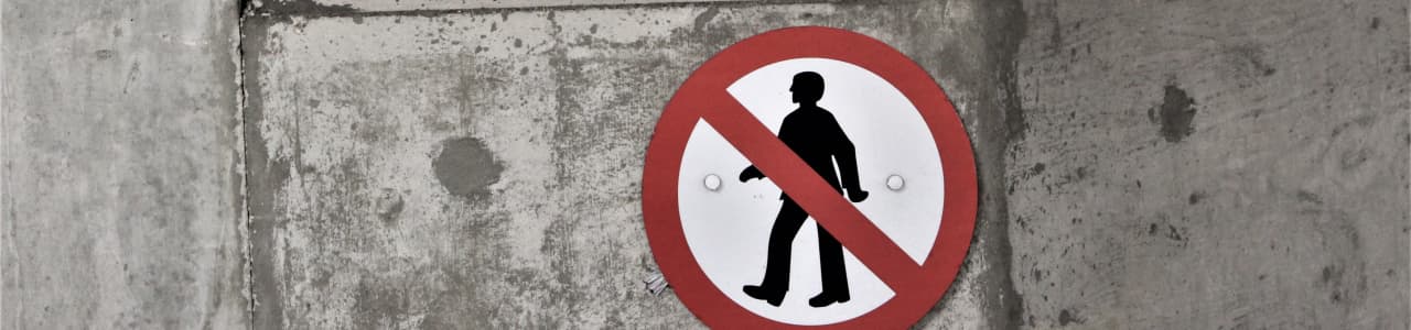 A no walking allowed sign
